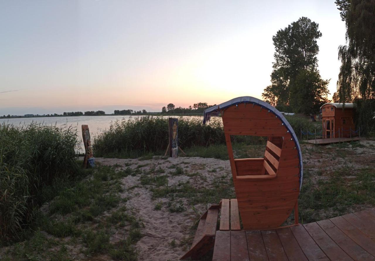 Camping Rogowo Mrzeżyno Exteriör bild