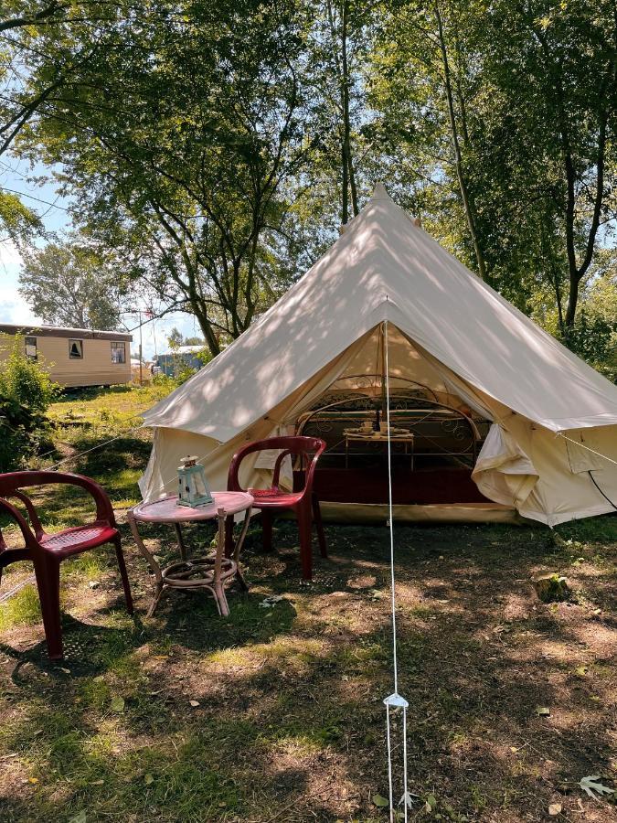 Camping Rogowo Mrzeżyno Exteriör bild